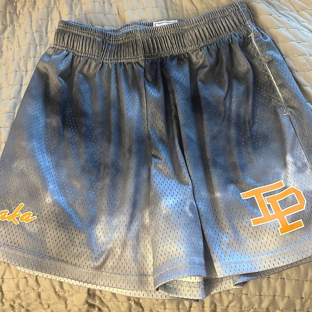 INAKA POWER SHORTS SIZE M